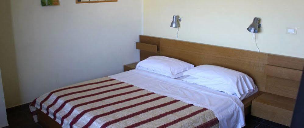 Hotel 106 Sellia Marina Eksteriør bilde